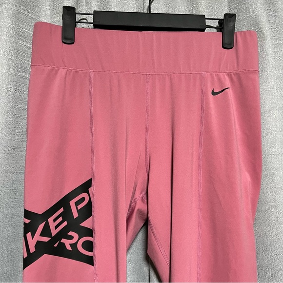 Nike Pro Leggings - Picture 4 of 9